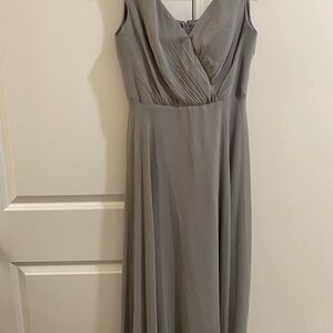 Elegant Gray Sleeveless Dress